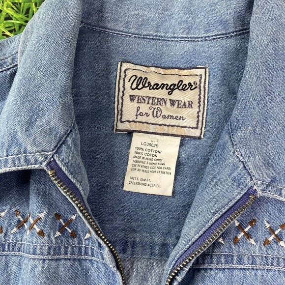 Wrangler Blue Denim Women's Top - Picture 2 of 10